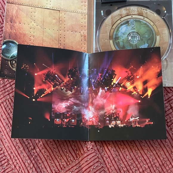 Rush : Time Machine - Live in Cleveland Blu-ray Disc in case with insert - Picture 9 of 11